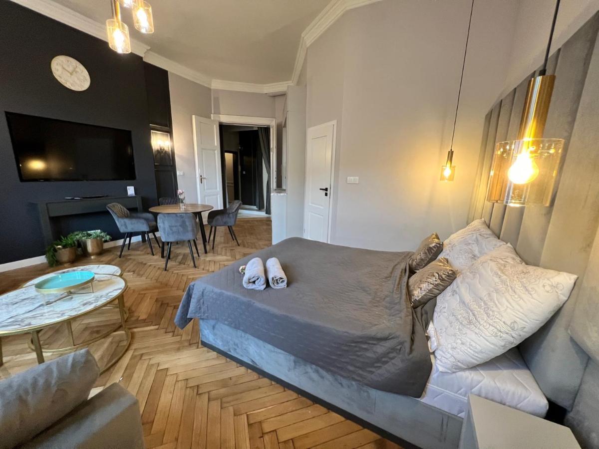 DK Premium Ballady i Romanse Olsztyn  Exteriör bild