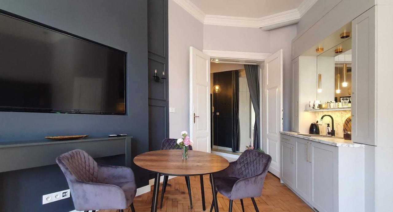DK Premium Ballady i Romanse Olsztyn  Exteriör bild