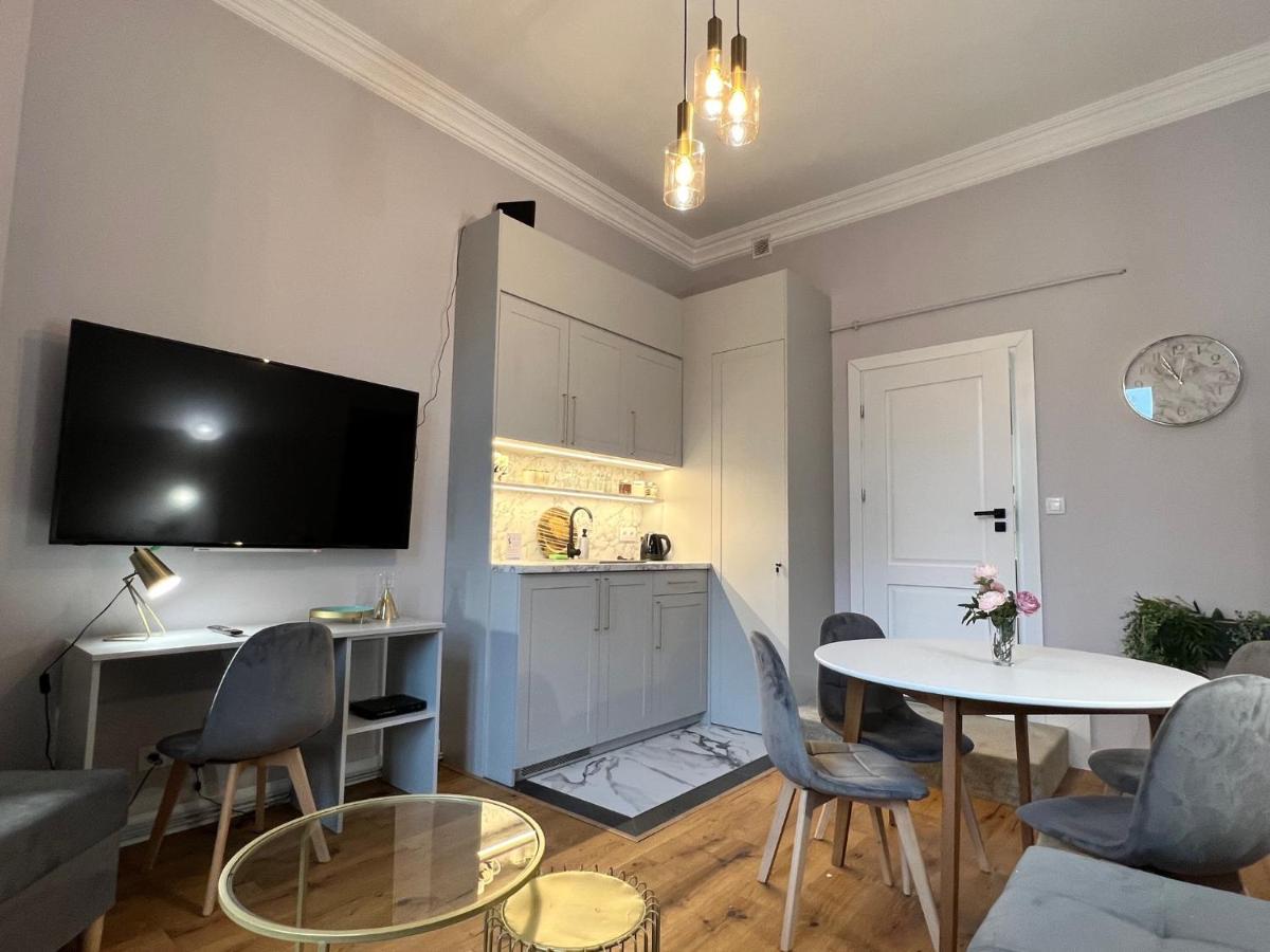 DK Premium Ballady i Romanse Olsztyn  Exteriör bild
