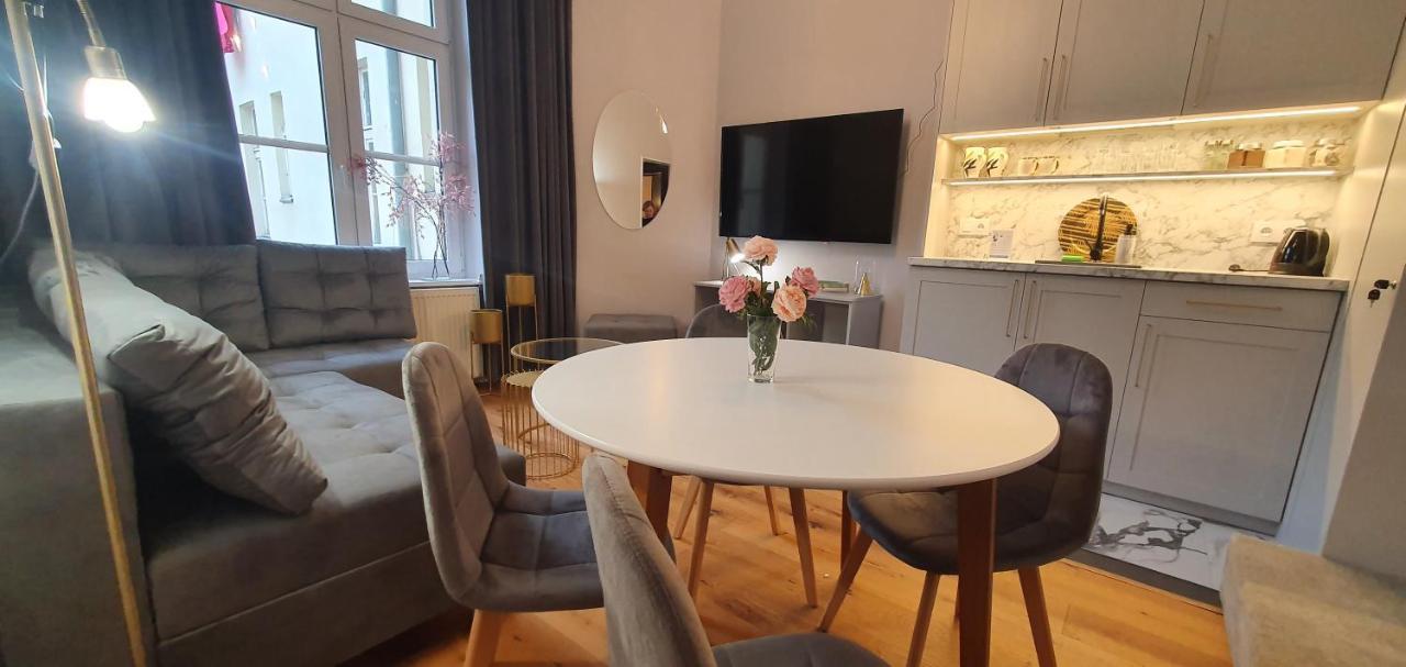 DK Premium Ballady i Romanse Olsztyn  Exteriör bild