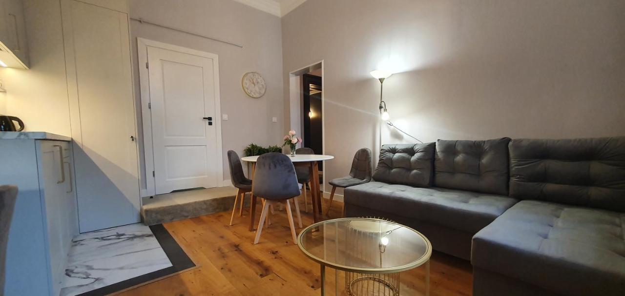 DK Premium Ballady i Romanse Olsztyn  Exteriör bild